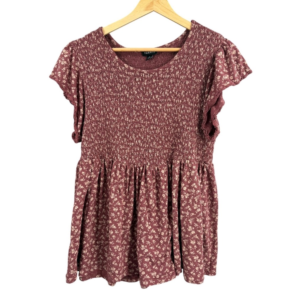 Torrid Mauve Floral Smocked Babydoll Top Size 2X Short Sleeve Boho Stretchy